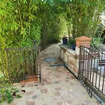 度假居 De La Fontaine *